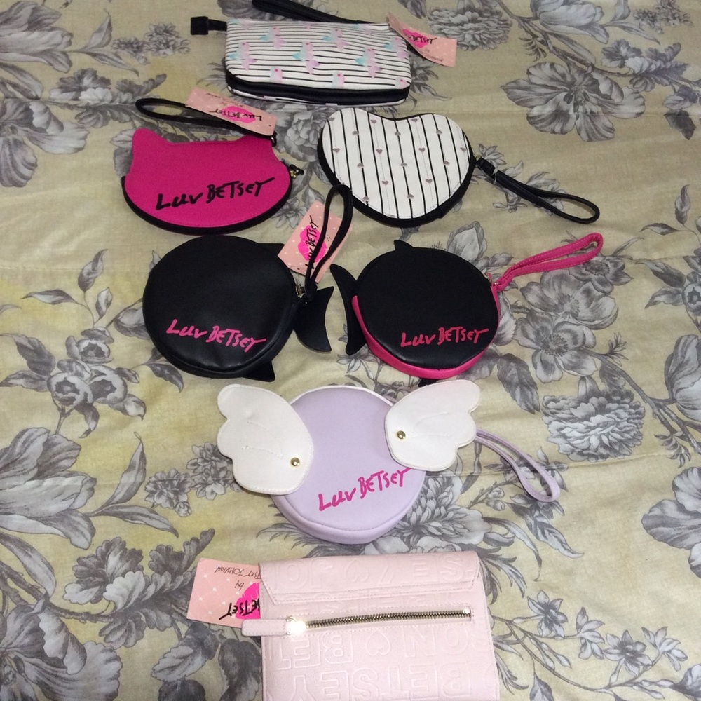 Betsey Johnson🪬